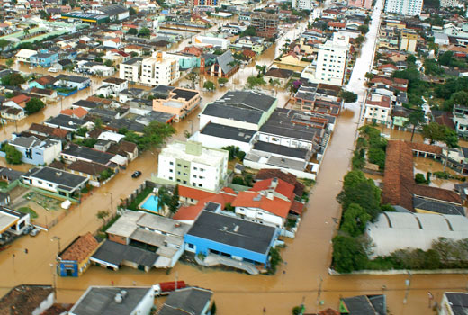 Chuva: governo vai acelerar mapeamento geológico de 250 municípios